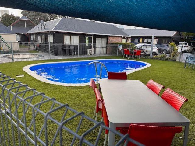 Asure Kapiti Court Motel Paraparaumu Bagian luar foto